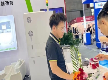 晶圆尺寸增长的趋对精亲昵割的划片机提出了芯片国产造作